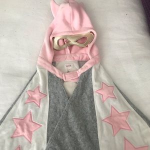 Toddler girl superhero cape/robe